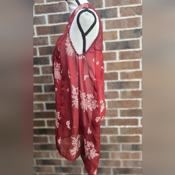 Lily White Burgundy Sleeveless Tie Front Tunic - Picture 8 of 10